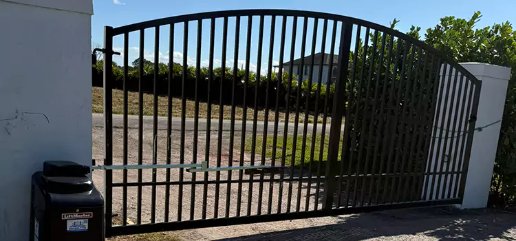 Driveway Fence Repair Gander