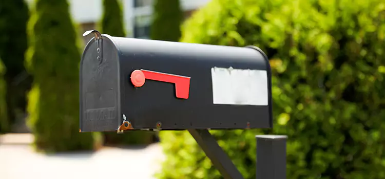 Secure Mailboxes for Packages Gander